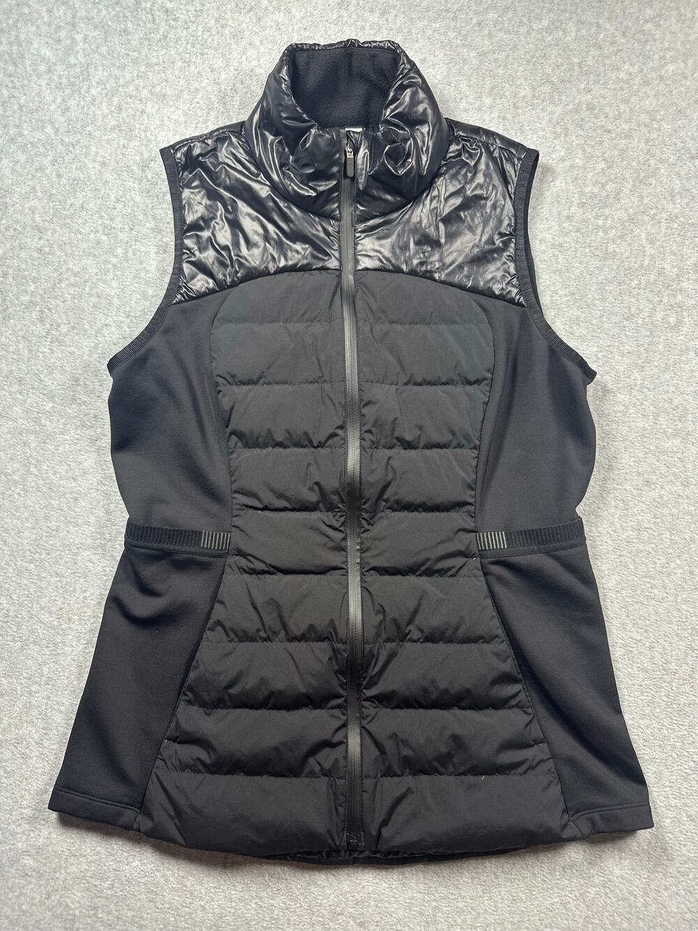 Lululemon Down For It All Puffer Vest Women's Size 10 Black Quilted Full Zip